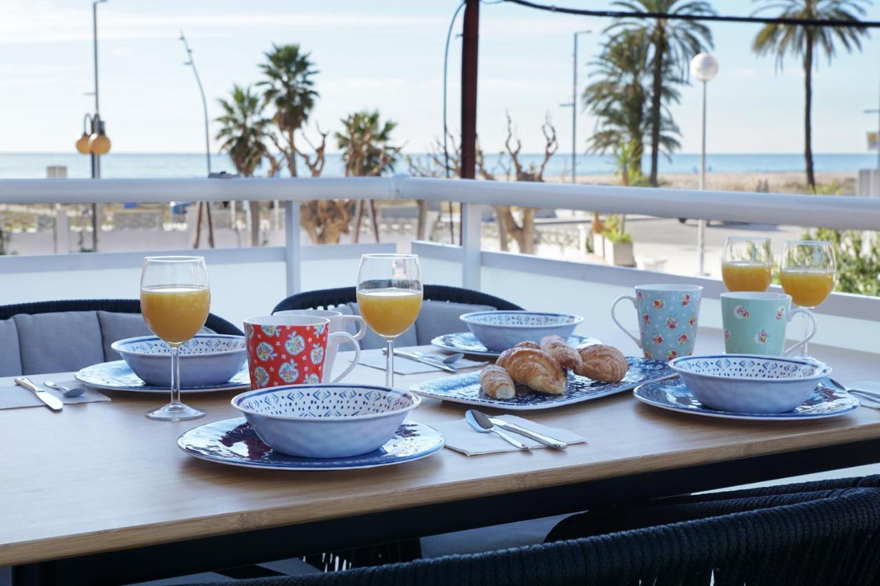 Appartamento Beach Club House Castelldefels Esterno foto